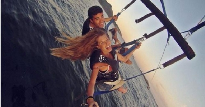 Казалось бы обычная девушка, но...